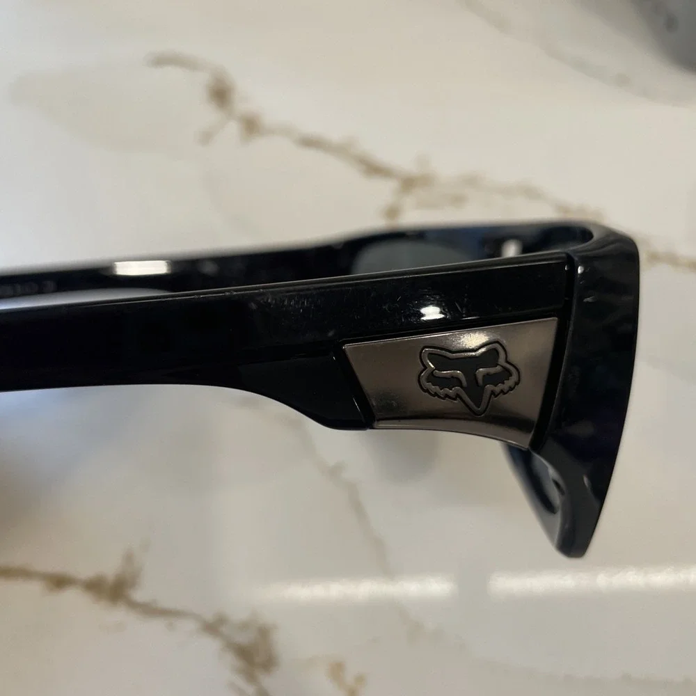 Fox Racing The Rewitt Sunglasses Black Frame Lens Wrap Style Retro 61-15-143